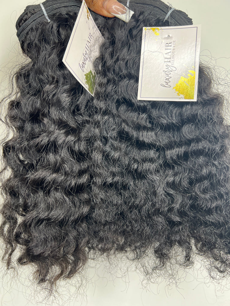 Our LHS Burma Goddess Curl is the most natural-looking curls you will ever come across! This is also our most versatile texture can be worn in its Natural State, Curled & Straighten Bone Straight. LHS Burma Goddess Curl weights in at 3.5 oz - 4.0 oz per bundle for a more voluminous and glamorous look. This set includes 2 12" Burma Goddess Curl bundles. 